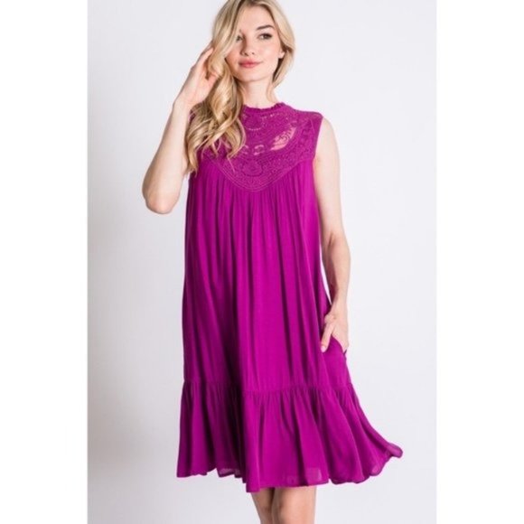 DAVI & DANI Dresses & Skirts - Davi & Dani Boho Laced Mock Neck Dress NWT